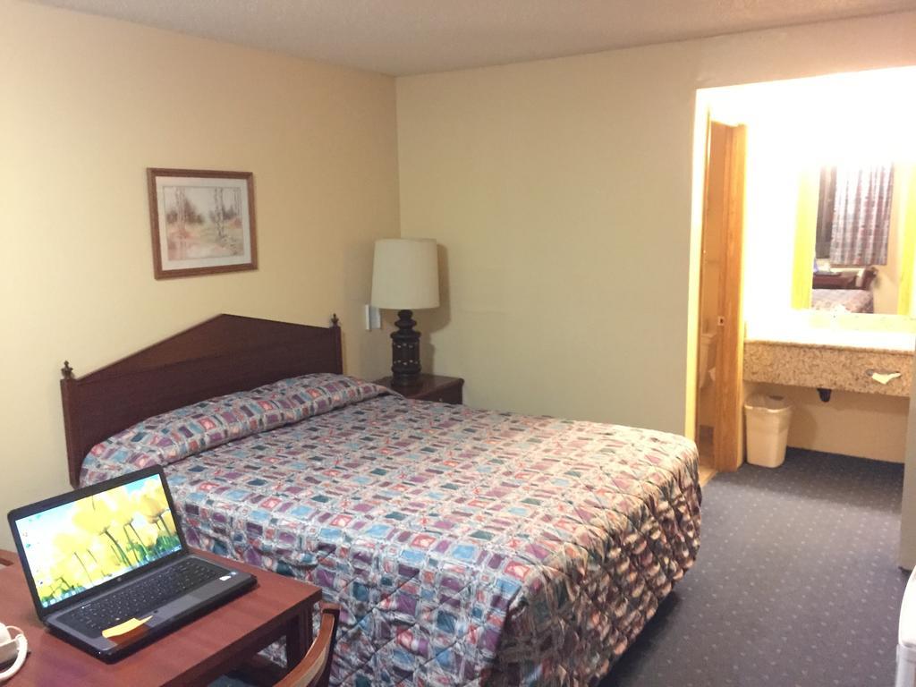 Stagecoach Inn Motel Molalla Extérieur photo