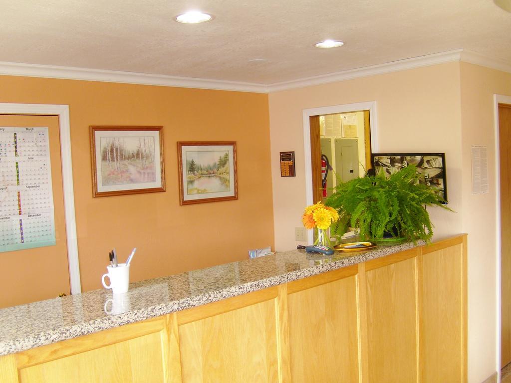 Stagecoach Inn Motel Molalla Extérieur photo