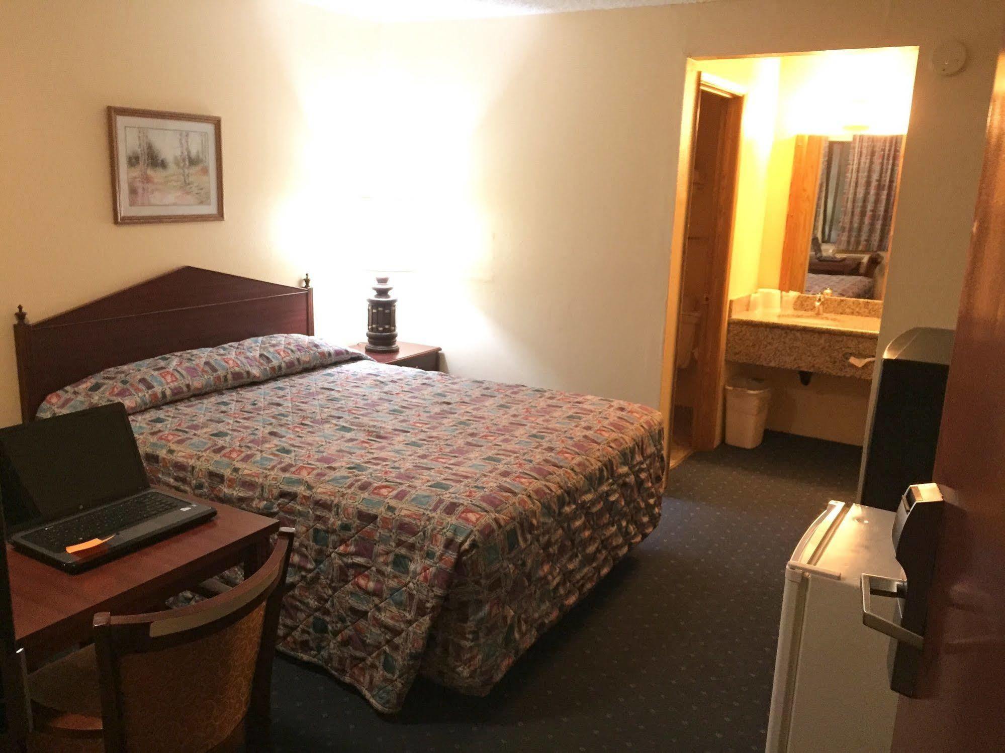 Stagecoach Inn Motel Molalla Extérieur photo
